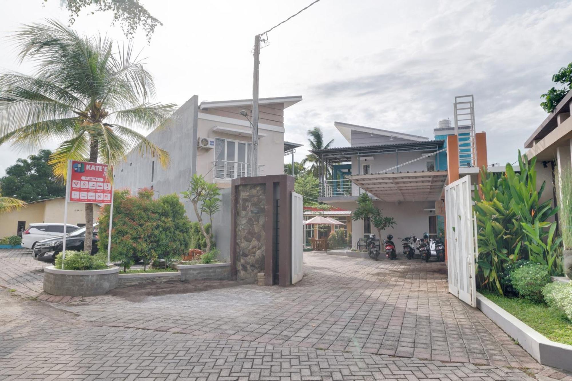 Super Oyo 1579 Kate'El Inn Banyuwangi  Exterior photo