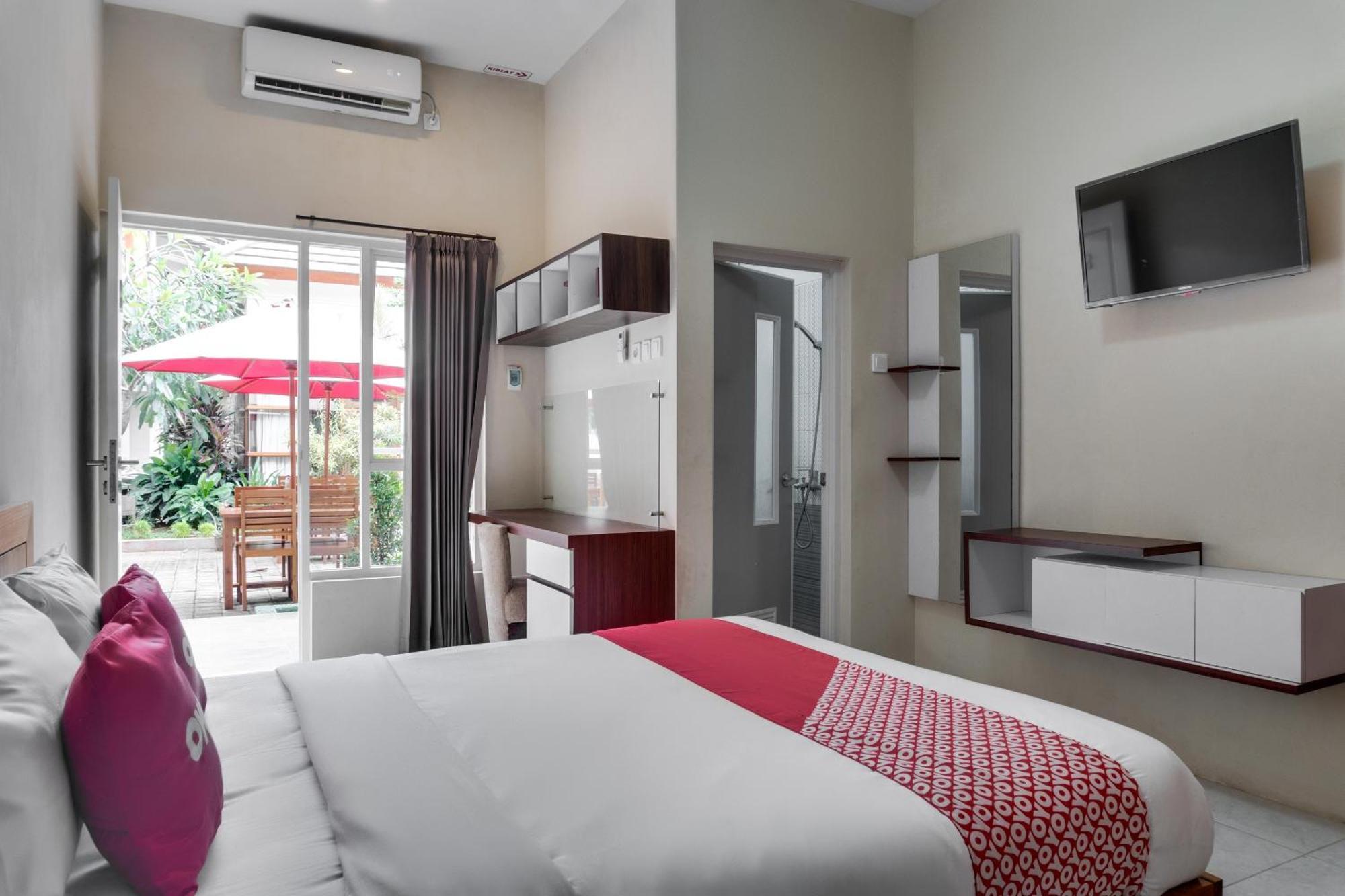 Super Oyo 1579 Kate'El Inn Banyuwangi  Exterior photo
